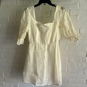 Mi Ami Size Small White Sheer Daisy Dress NWOT